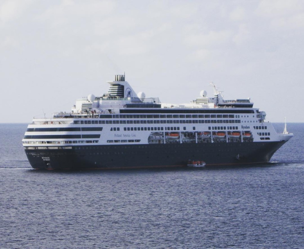 Holland America's Ryndam at anchor in Grand Cayman