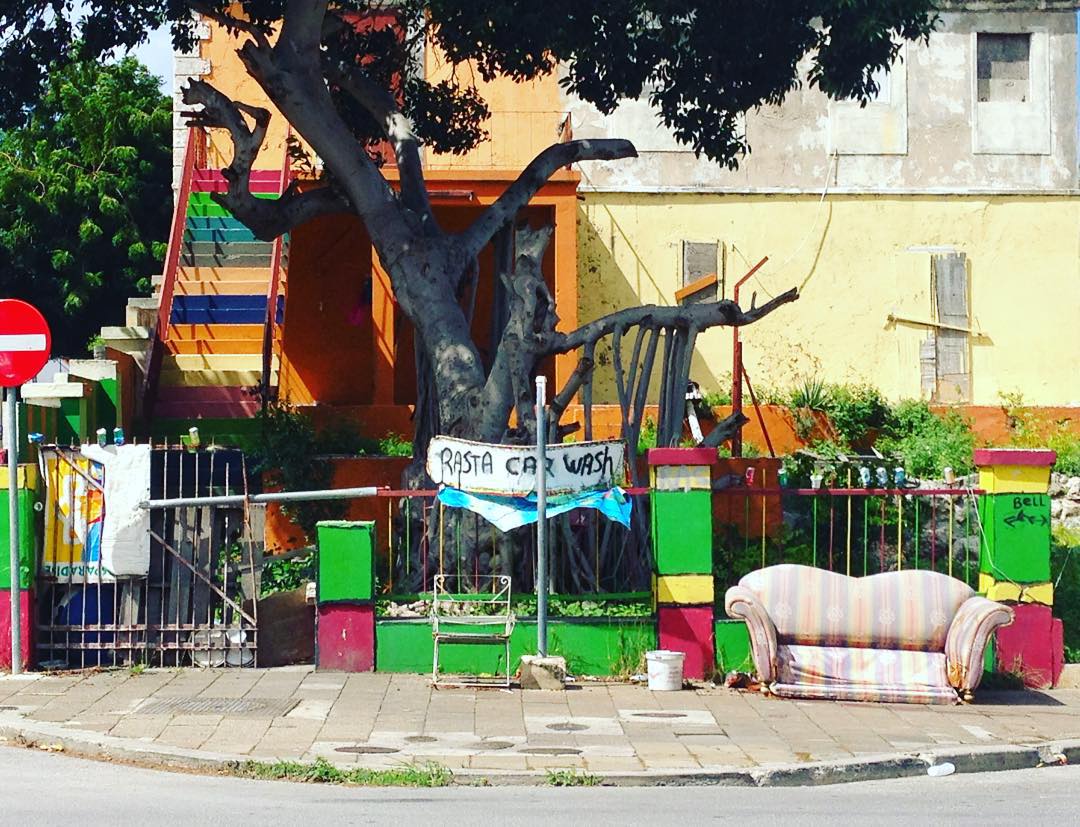 A "car wash" in Curacao