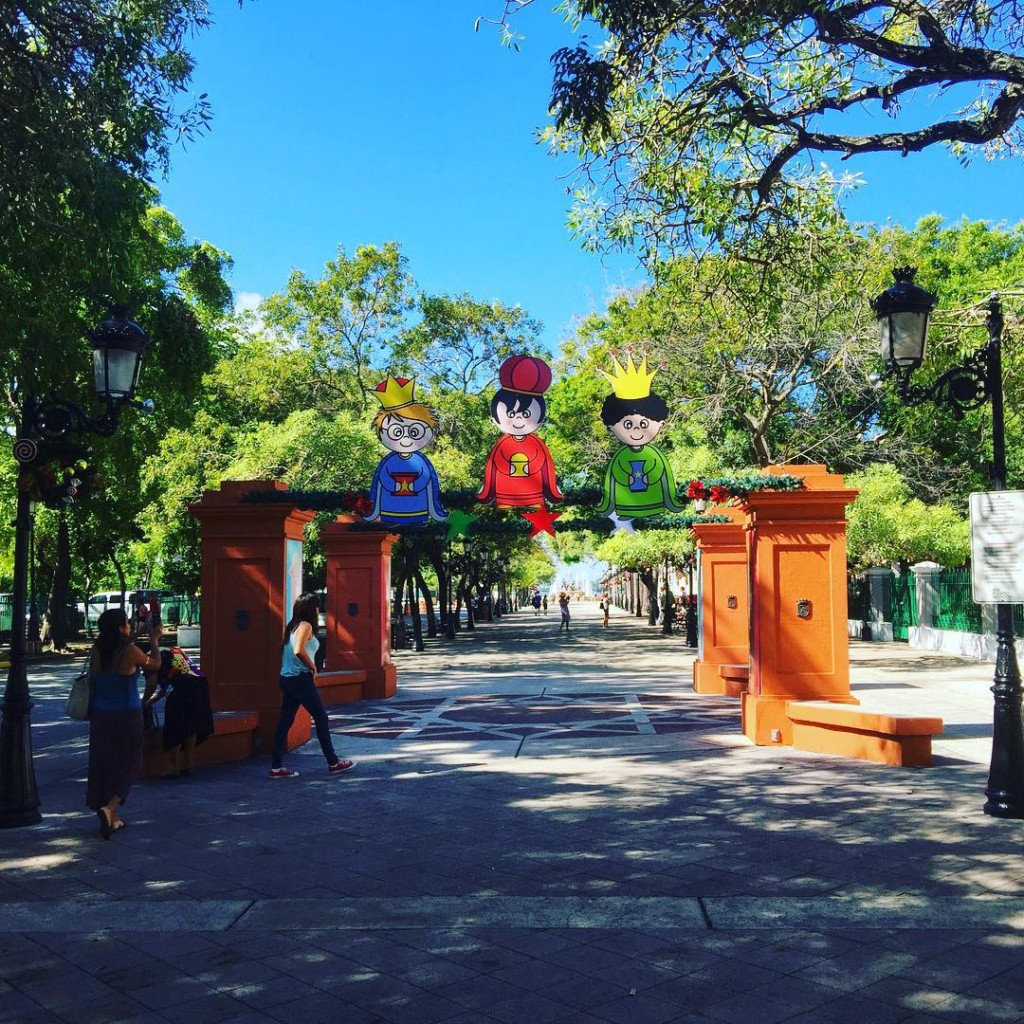 Christmas decorations in San Juan