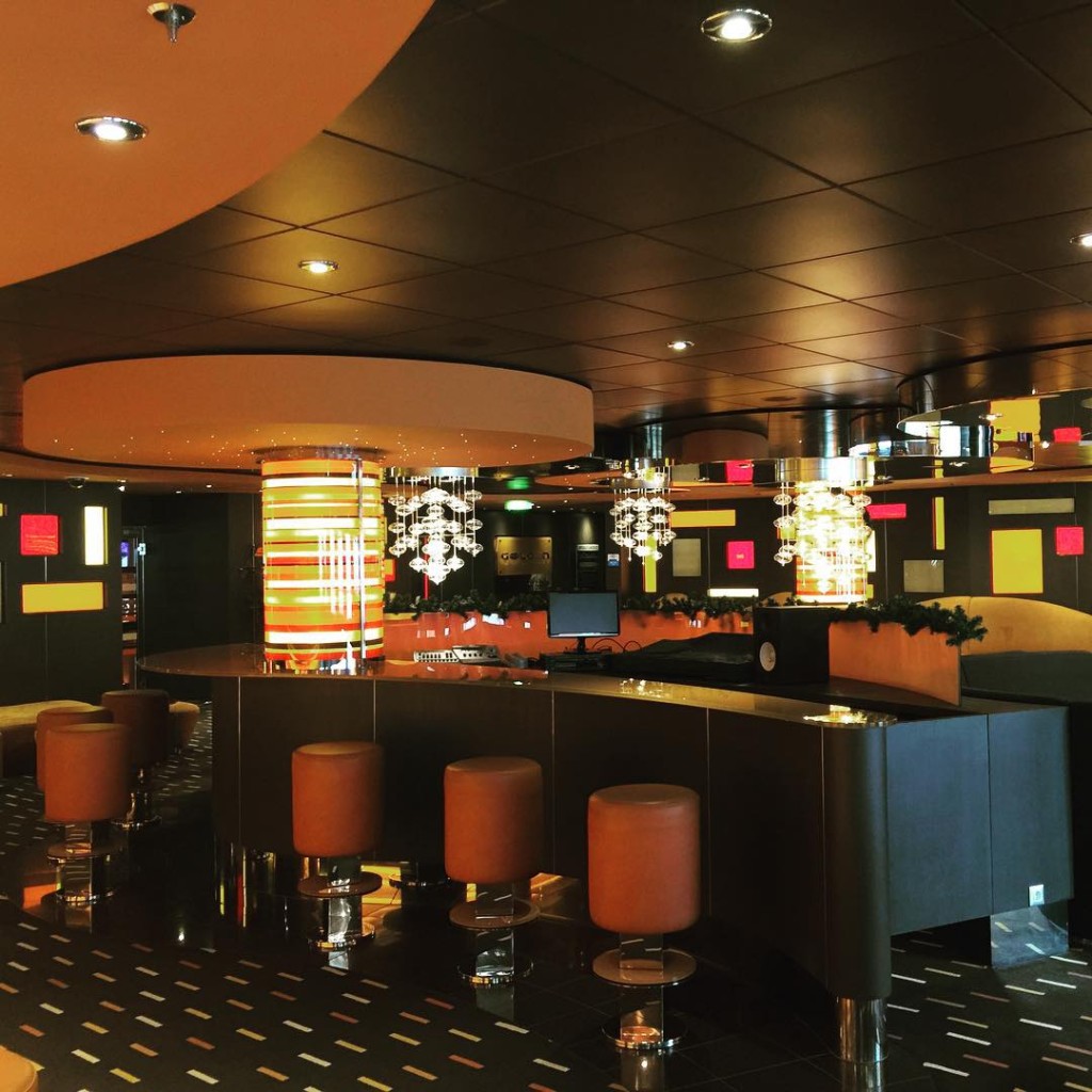 Golden Jazz Bar on MSC Divina