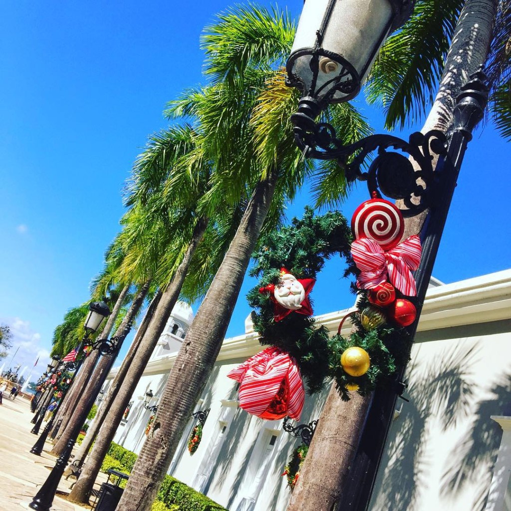 Christmas decorations in San Juan