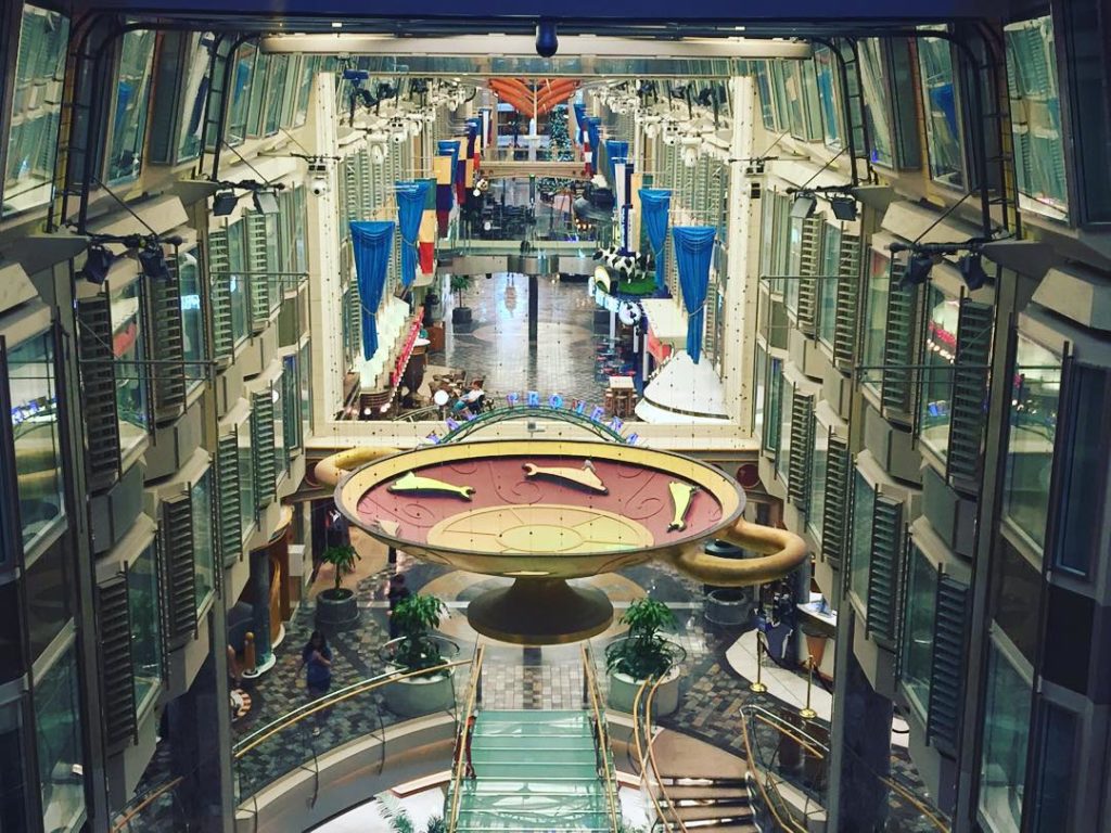 Royal Promenade on Independence of the Seas