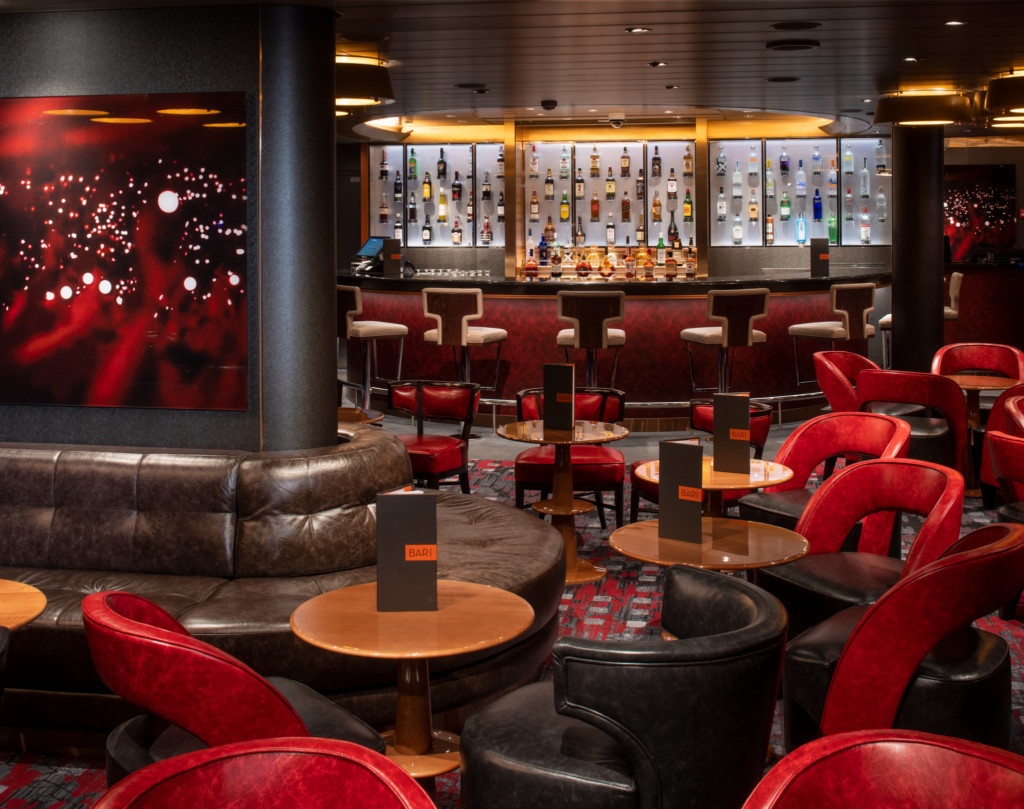 Rolling Stone Bar on ms Nieuw Statendam. Photo credit: Holland America Line