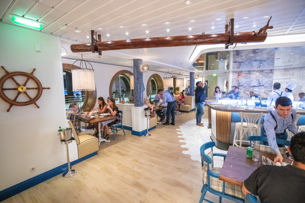 Navigator of the Seas features Hooked Seafood, a casual eatery serving up New England-inspired dishes located on deck 4.