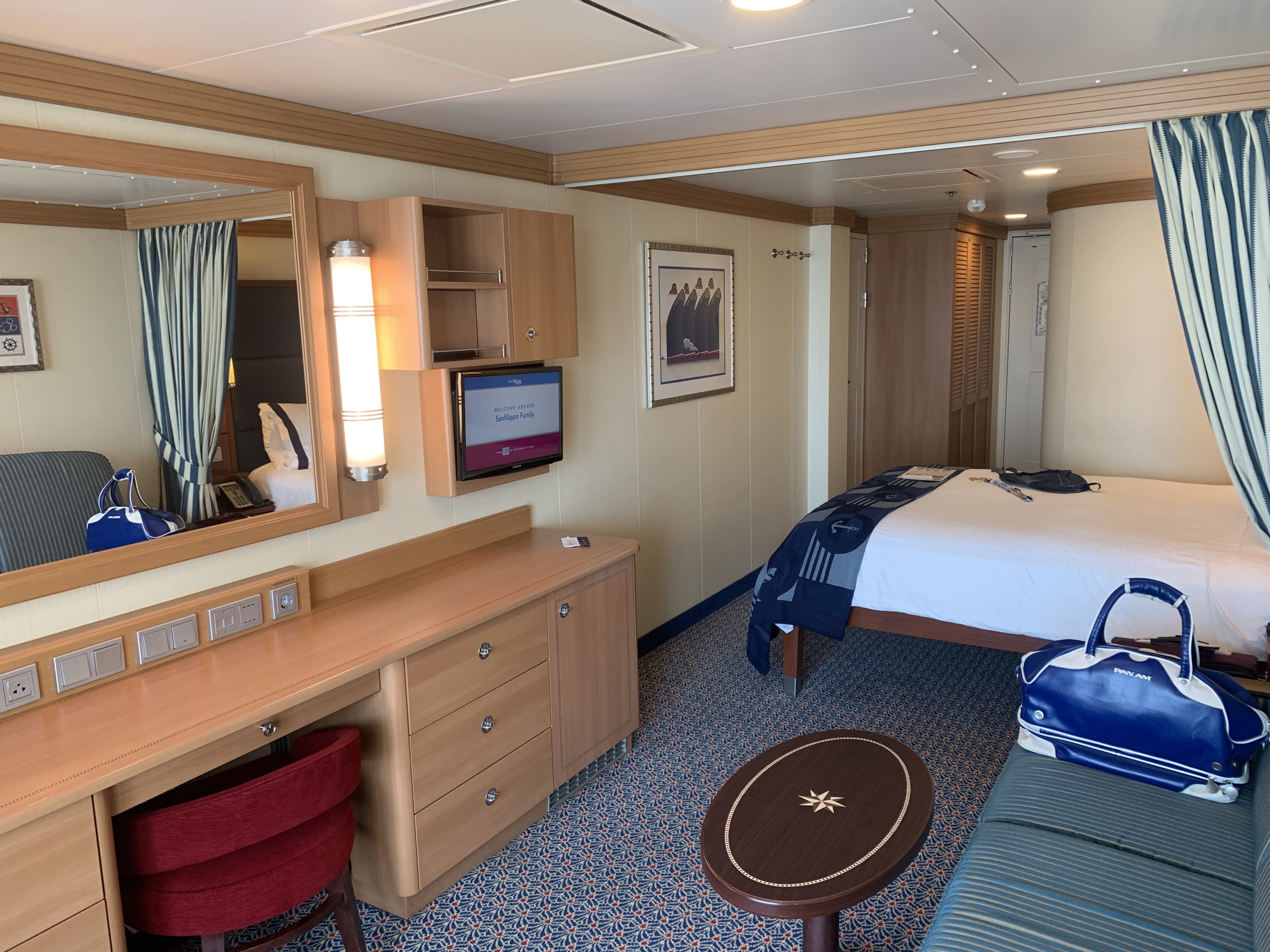 Stateroom 8038 on Disney Dream