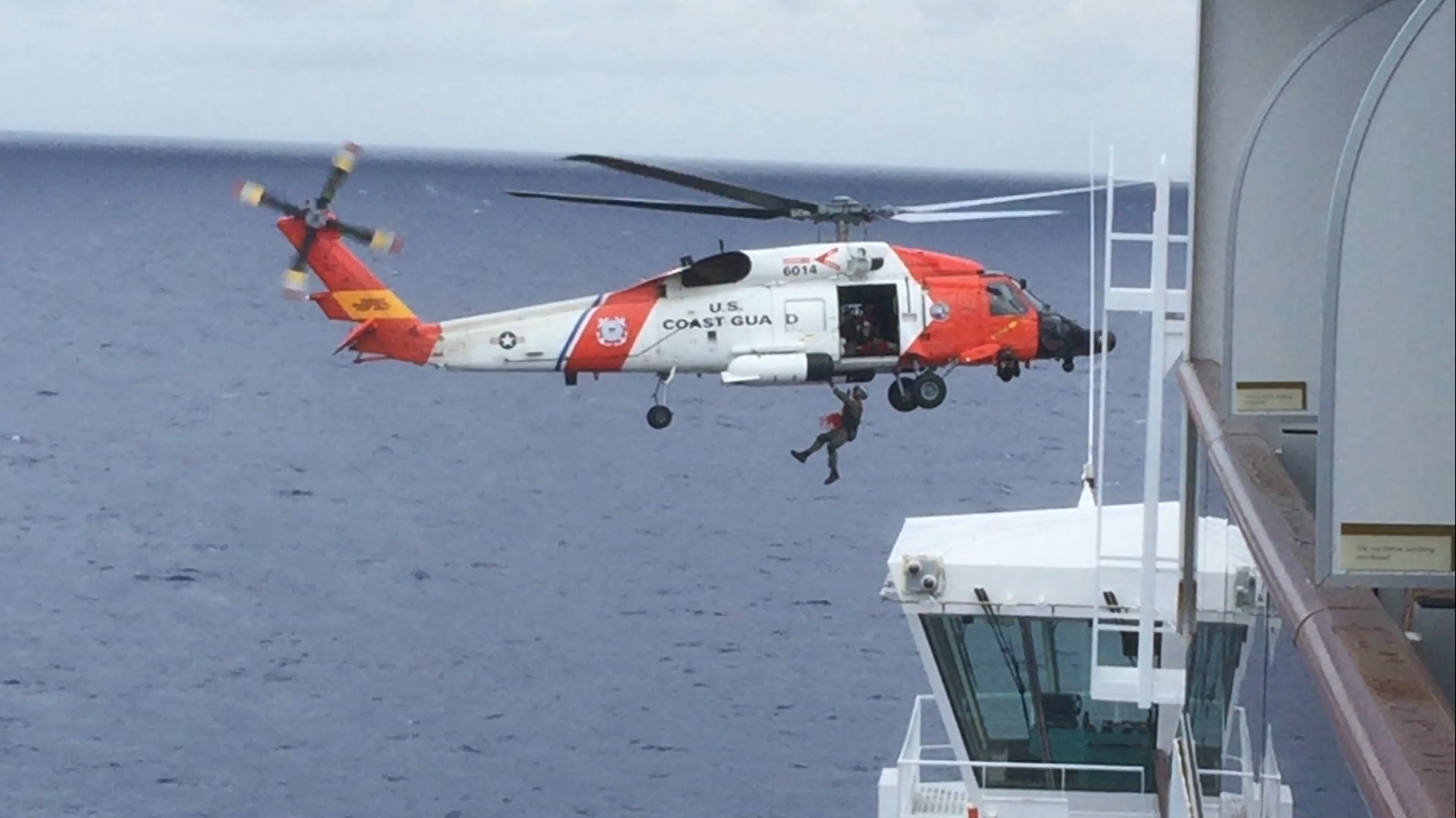 US Coast Guard medevac operation in March 2015 on the Noordam