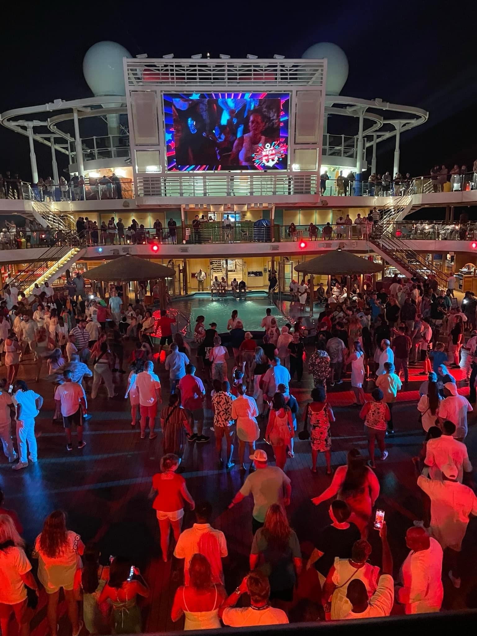 White Night on Carnival Horizon