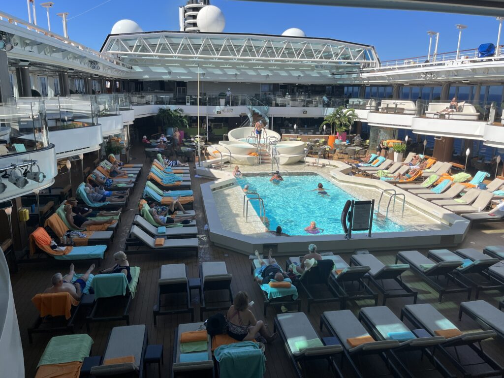 Lido Pool on Rotterdam