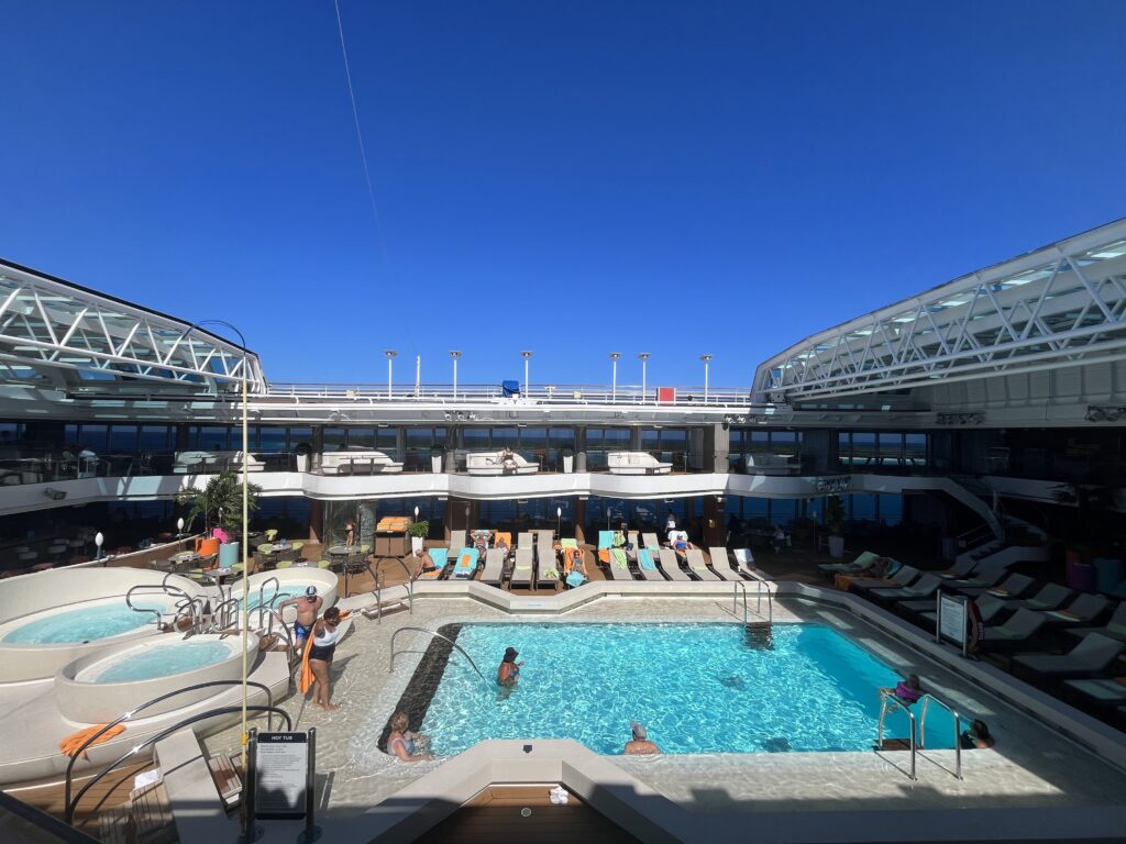 Lido Pool on Rotterdam
