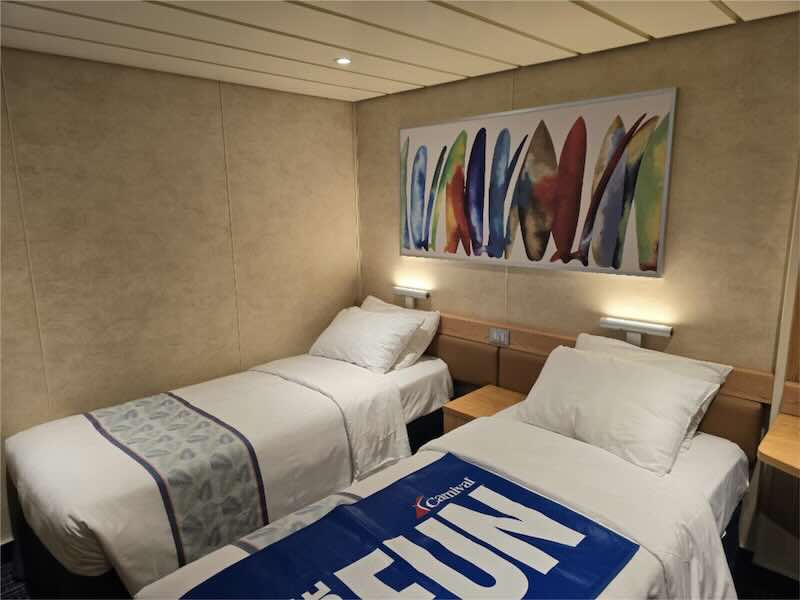 Interior stateroom R18 on Carnival Paradise