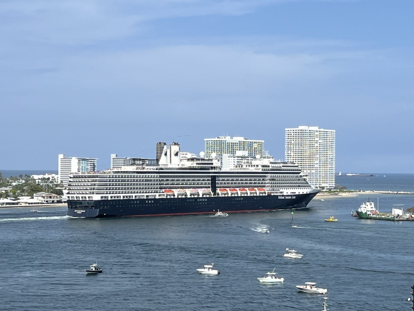 Nieuw Amsterdam at Port Everglades