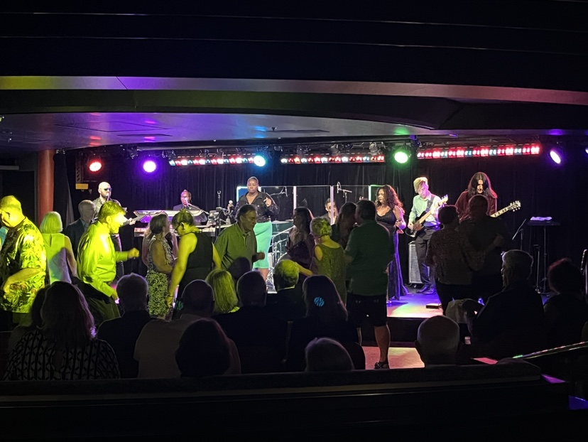 The band playing in the Rolling Stone Lounge on Eurodam