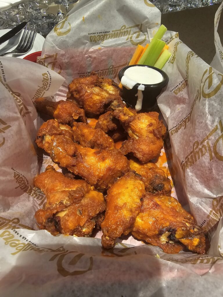 Chicken Wings from Playmakers on Independence of the Seas