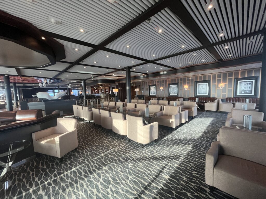 Pinnacle Lounge, the observation lounge, on Norwegian Sky