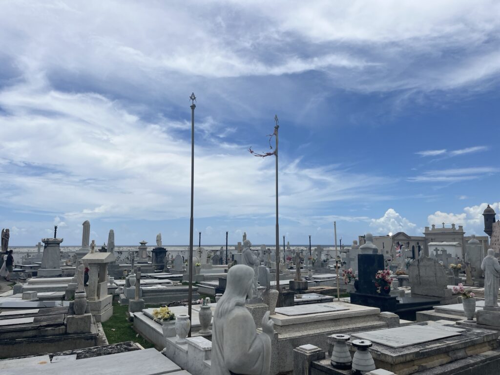 Santa Maria Magdalena de Pazzi Cementerio in San Juan