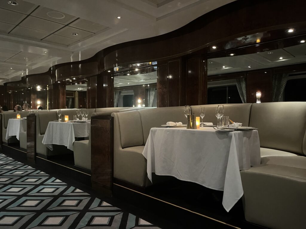 Le Bistro on Norwegian Sky