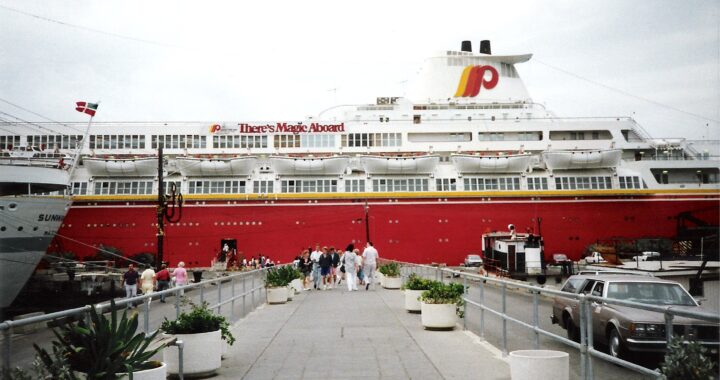 Starship Oceanic as the Big Red Boat. Photo credit: Terageorge