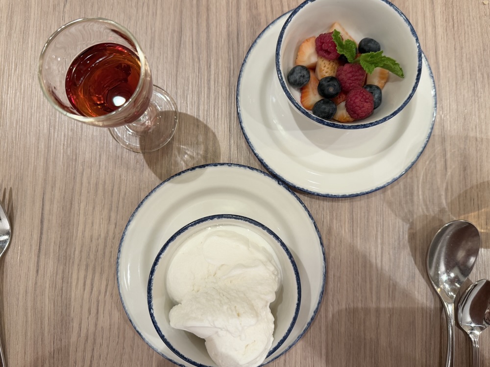 Ice cream and fresh berries from Sabatini's on Enchanted Princess