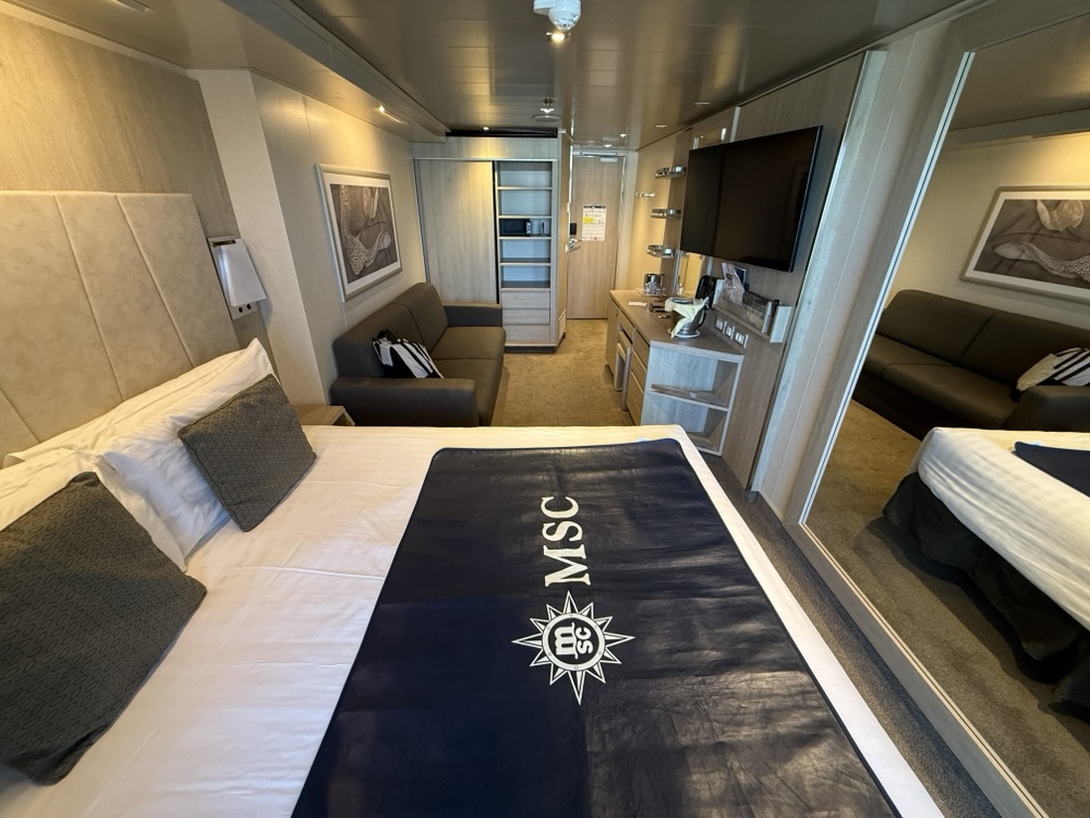 Stateroom 9254 on MSC Seashore