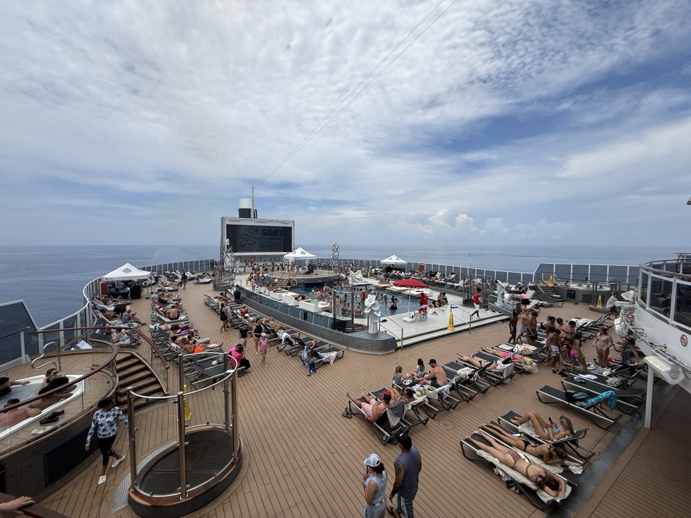 Long Island Pool on MSC Seashore