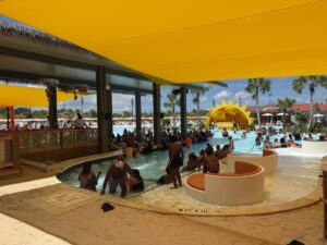 Swim up bar at Mingo's at Calypso Cove