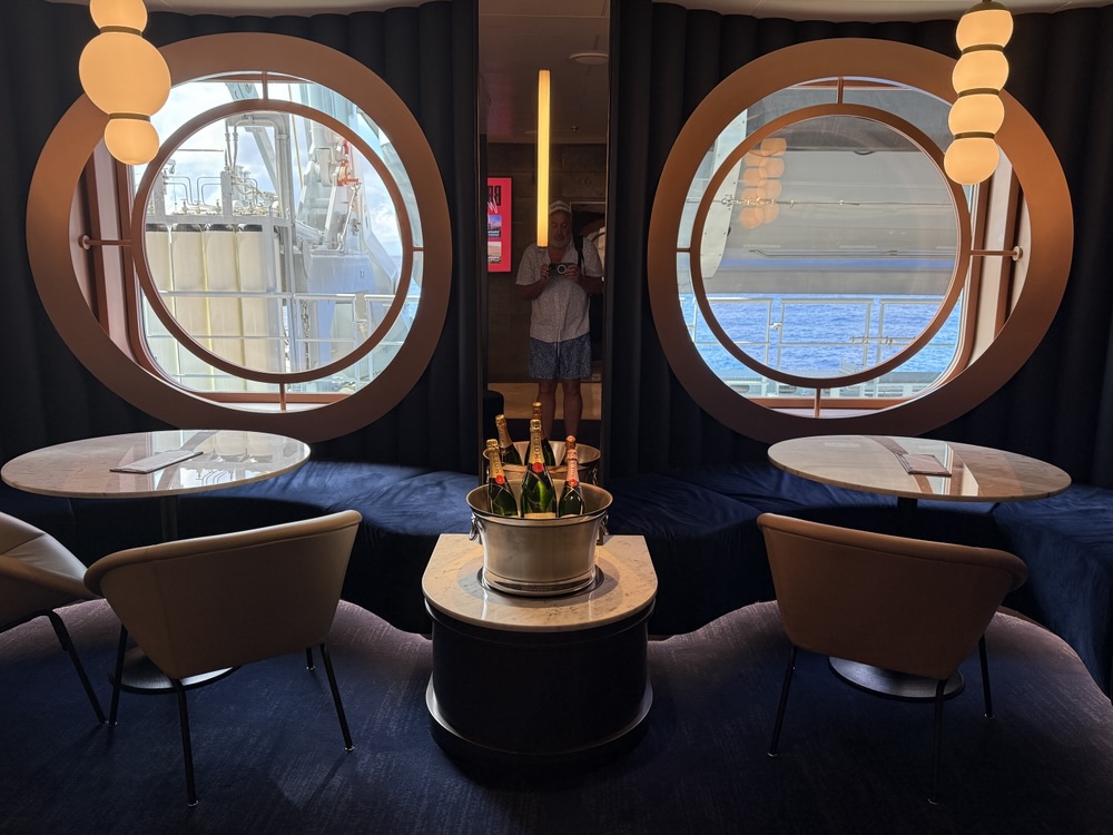 Lounge seating on Brilliant Lady