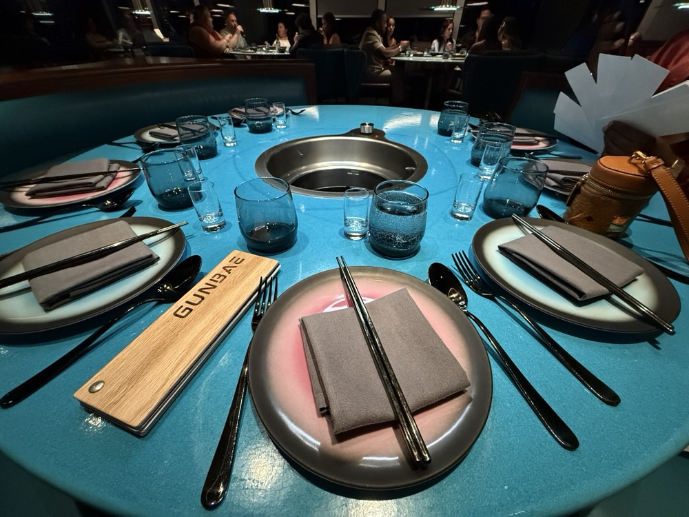 Gunbae Place Setting