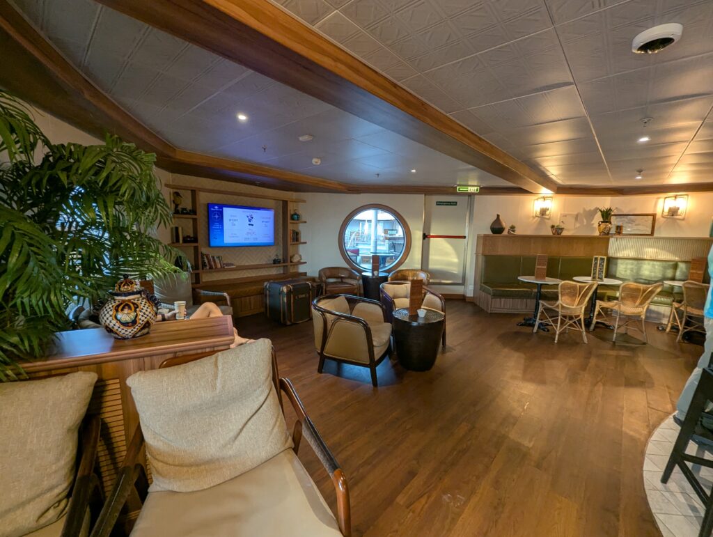 Cove Cafe on the Disney Magic