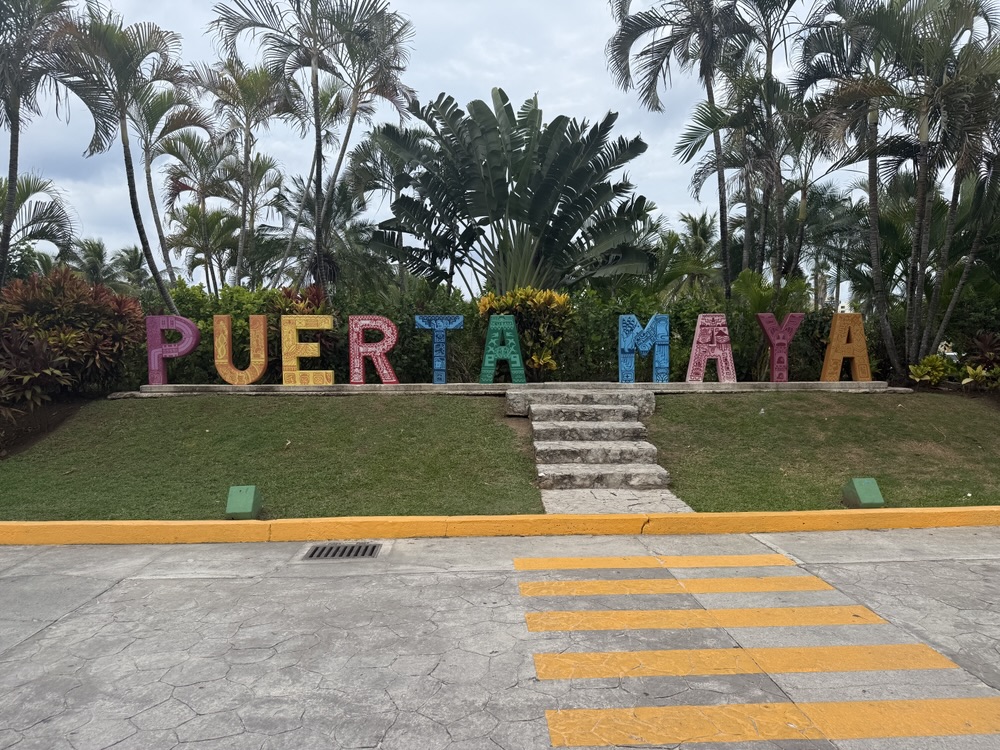 Puerta Maya