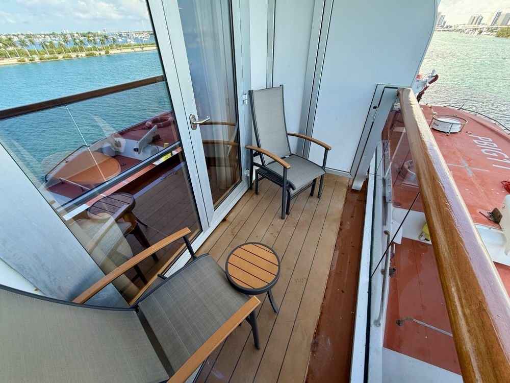 Stateroom 5105 on Zuiderdam