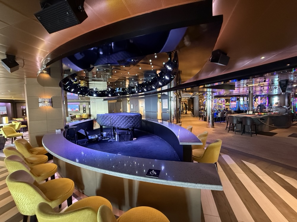 Billboard Onboard on Zuiderdam