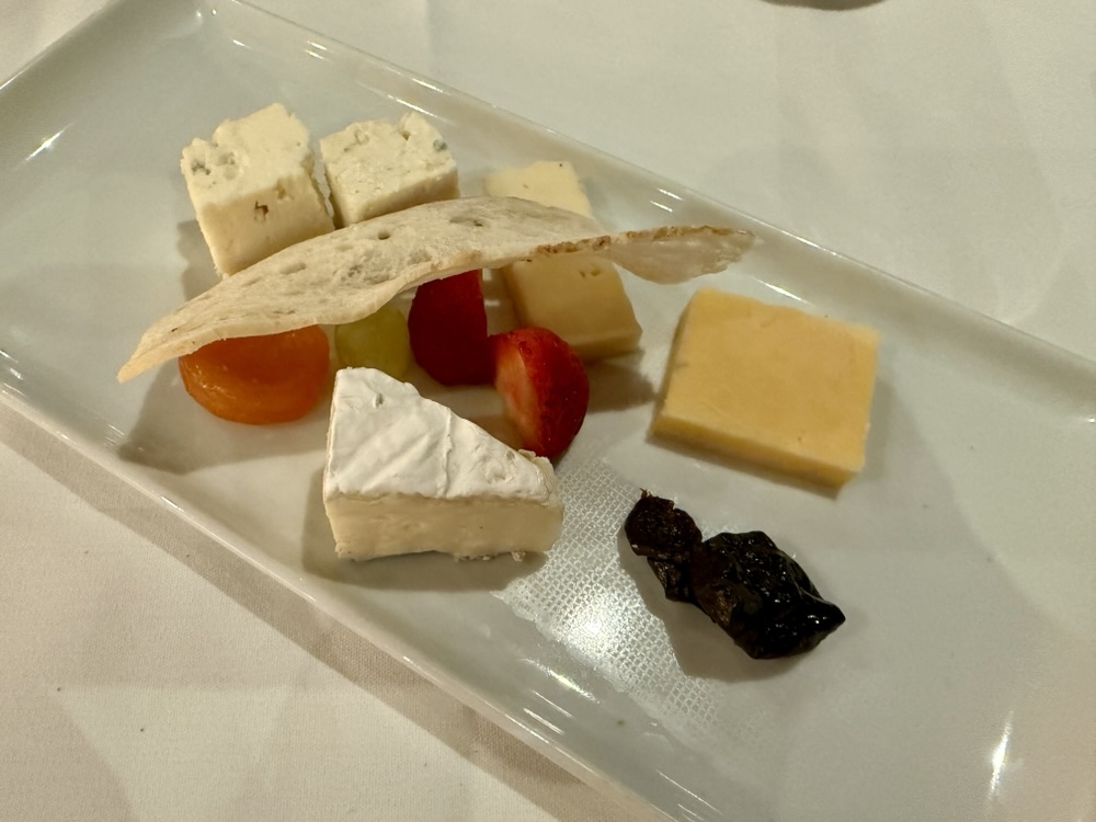 Cheese plate from the MDR on Zuiderdam