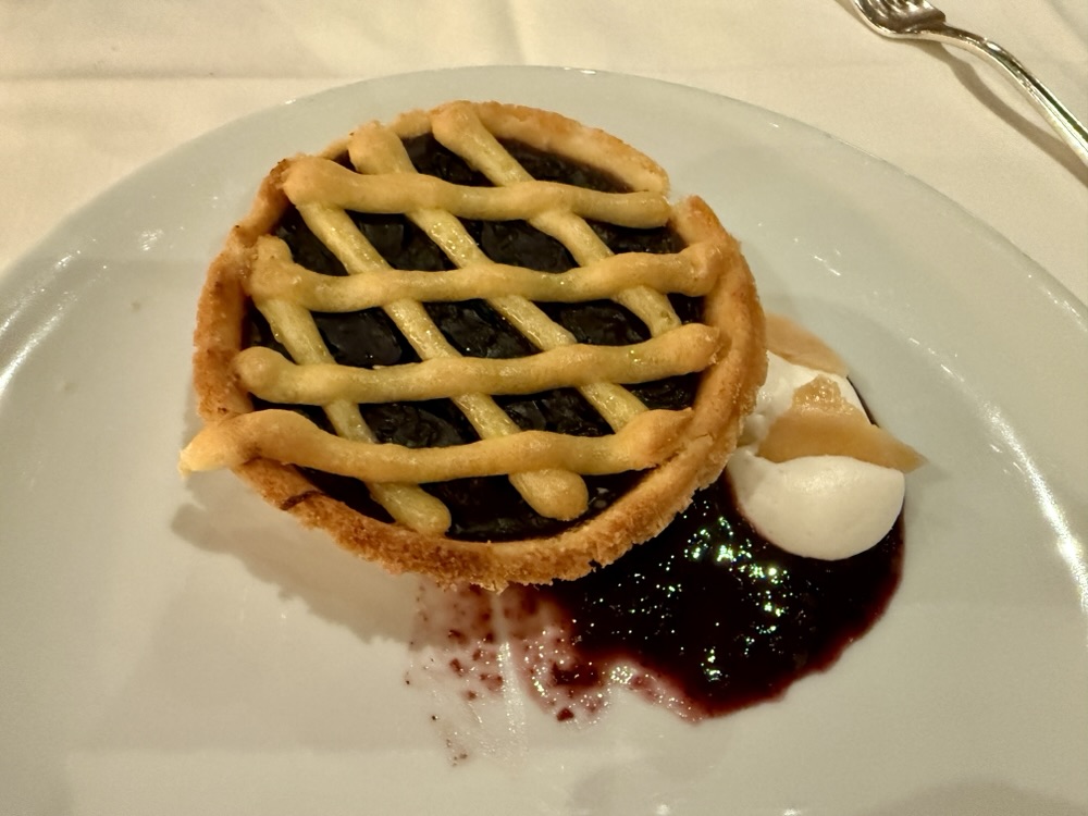 Blueberry Pie from the MDR on Zuiderdam