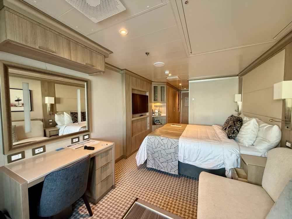 Family Oceanview Stateroom 1028 on Rotterdam