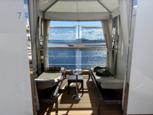 Cabana 7 on Rotterdam