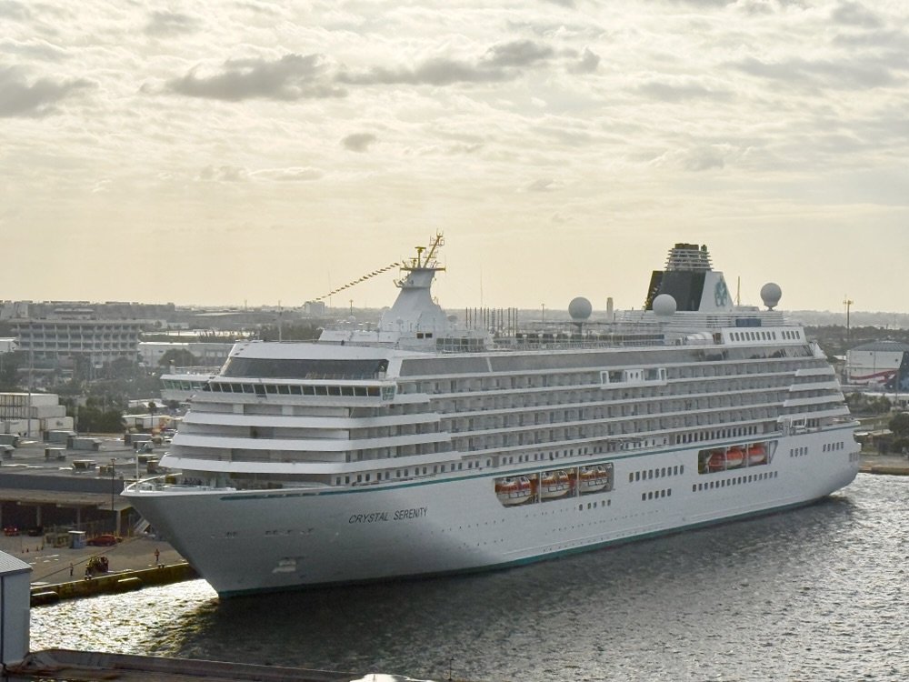 Crystal Serenity at Port Everglades on November 28, 2025