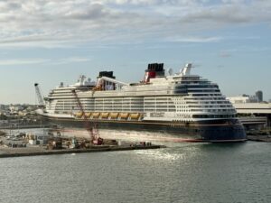 Disney Destiny at Port Everglades on November 28, 2025