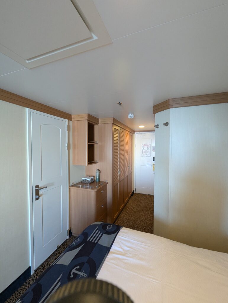 Connecting stateroom door on the Disney Fantasy