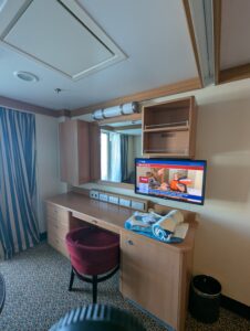 Desk and flatscreen tv