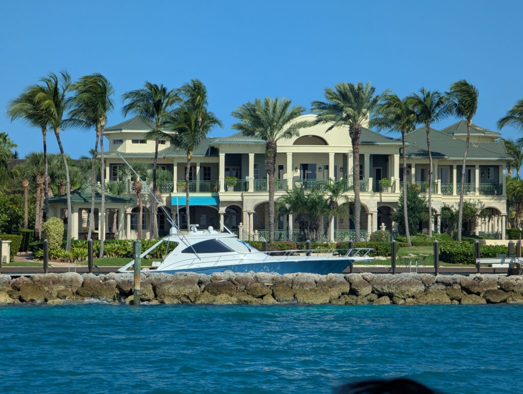 The house that Starbuck built on Paradise Island