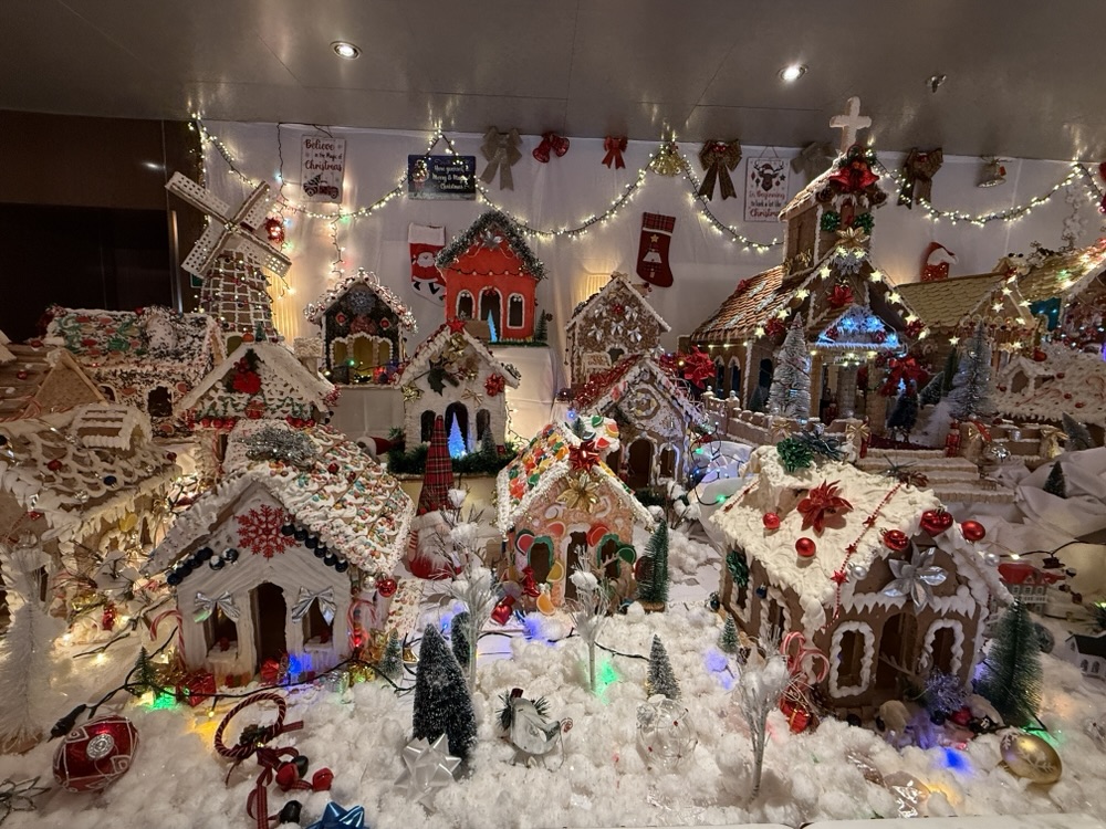 Rotterdam Gingerbread House Display 2025