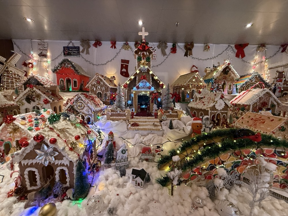 Rotterdam Gingerbread House Display 2025
