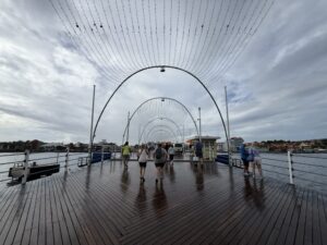 Queen Emma Bridge ini Curacao