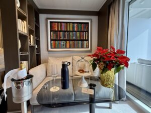 Suite 6067 on Explora I