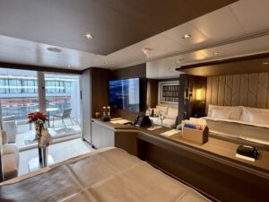 Suite 6067 on Explora I