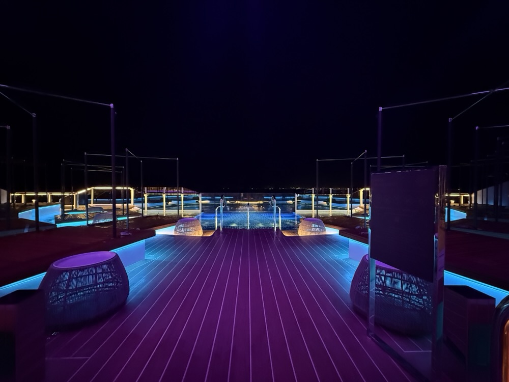 Good night from Explora I