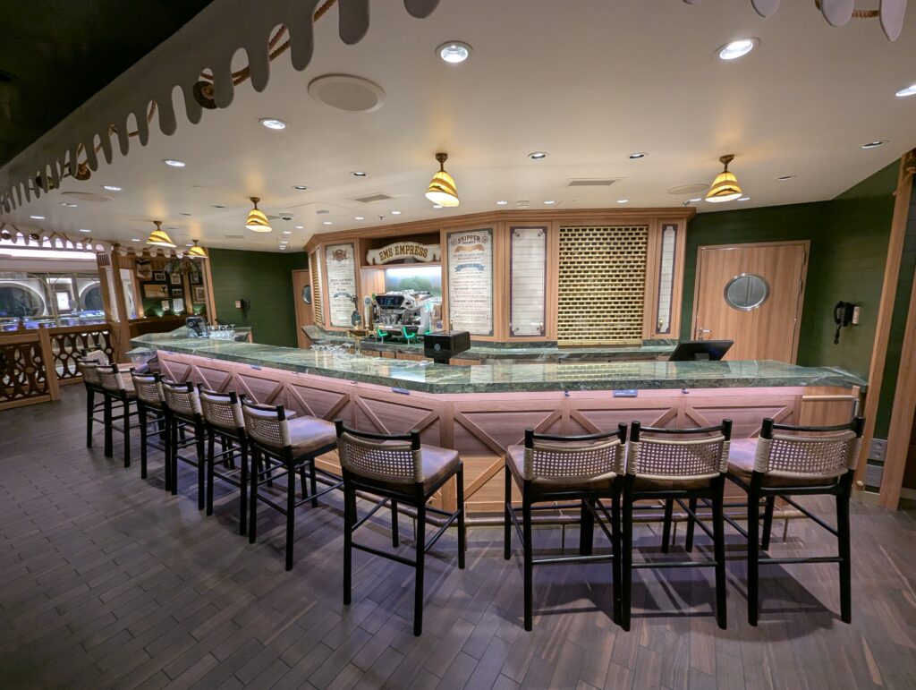 Skippers Lounge on the Disney Treasure