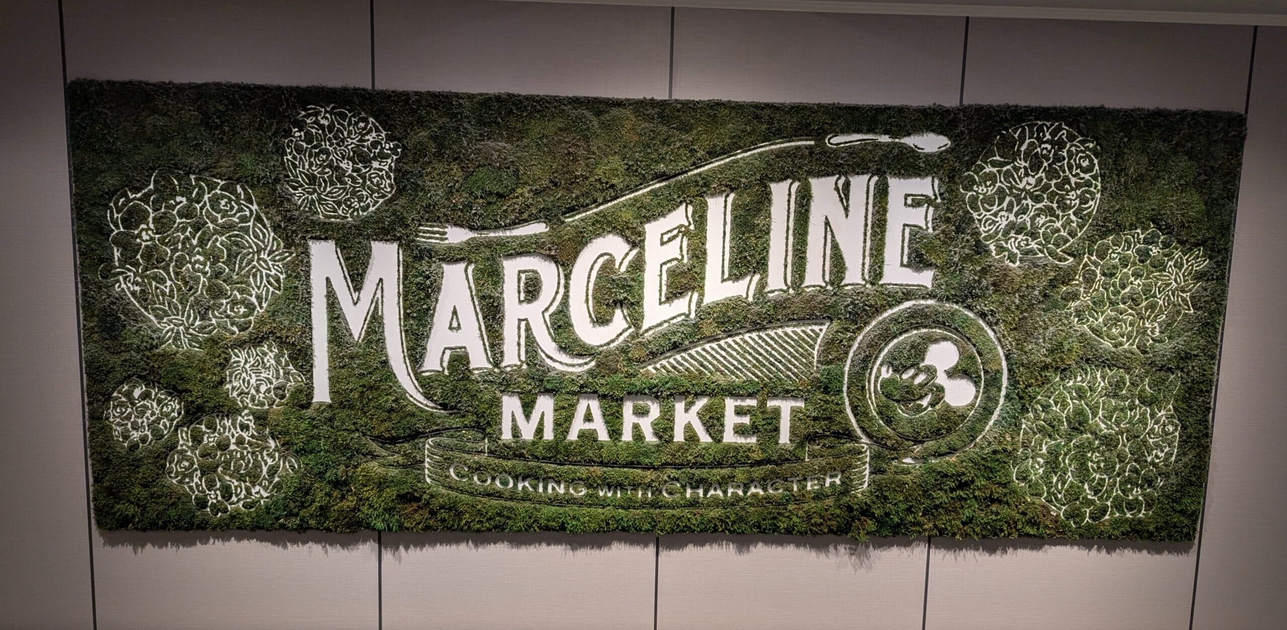 Living Art Mosaic on the Disney Treasure