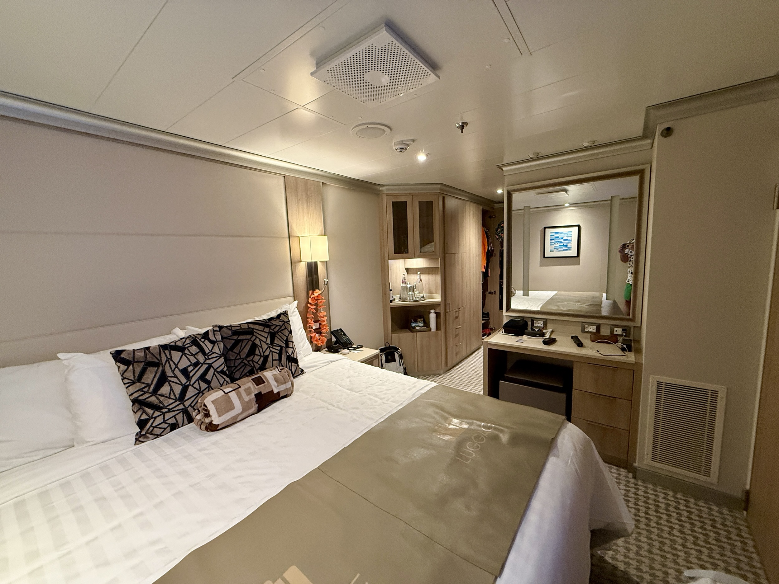 Interior stateroom 6025 on Holland America's Rotterdam