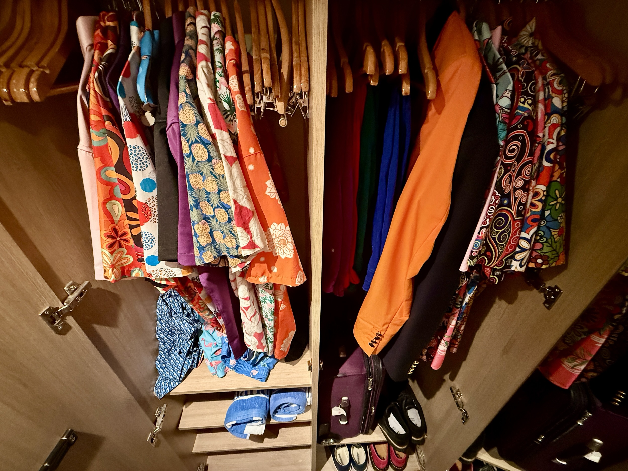 Interior stateroom 6025 on Holland America's Rotterdam